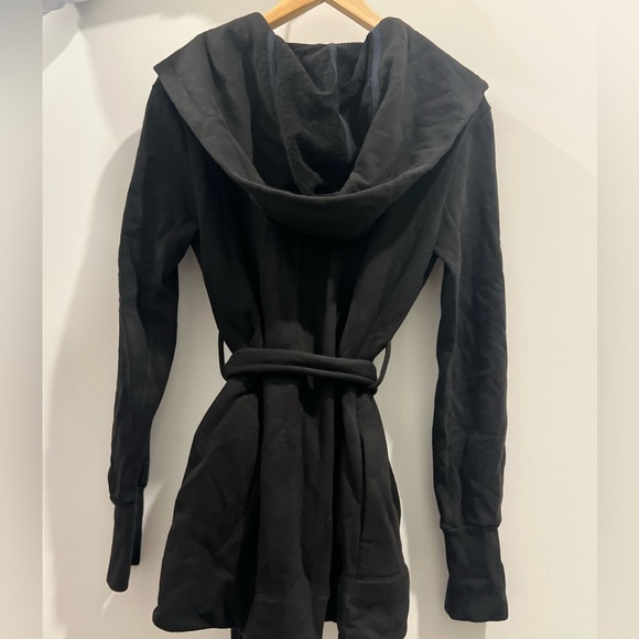 Aritzia Community robe style sweater - Picture 2 of 2